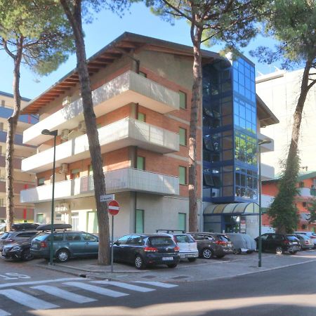 Elena Apartamento Lignano Sabbiadoro Exterior foto
