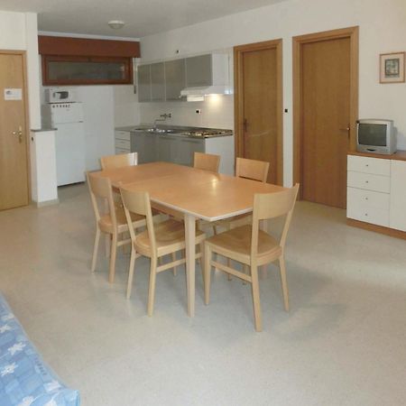 Elena Apartamento Lignano Sabbiadoro Exterior foto