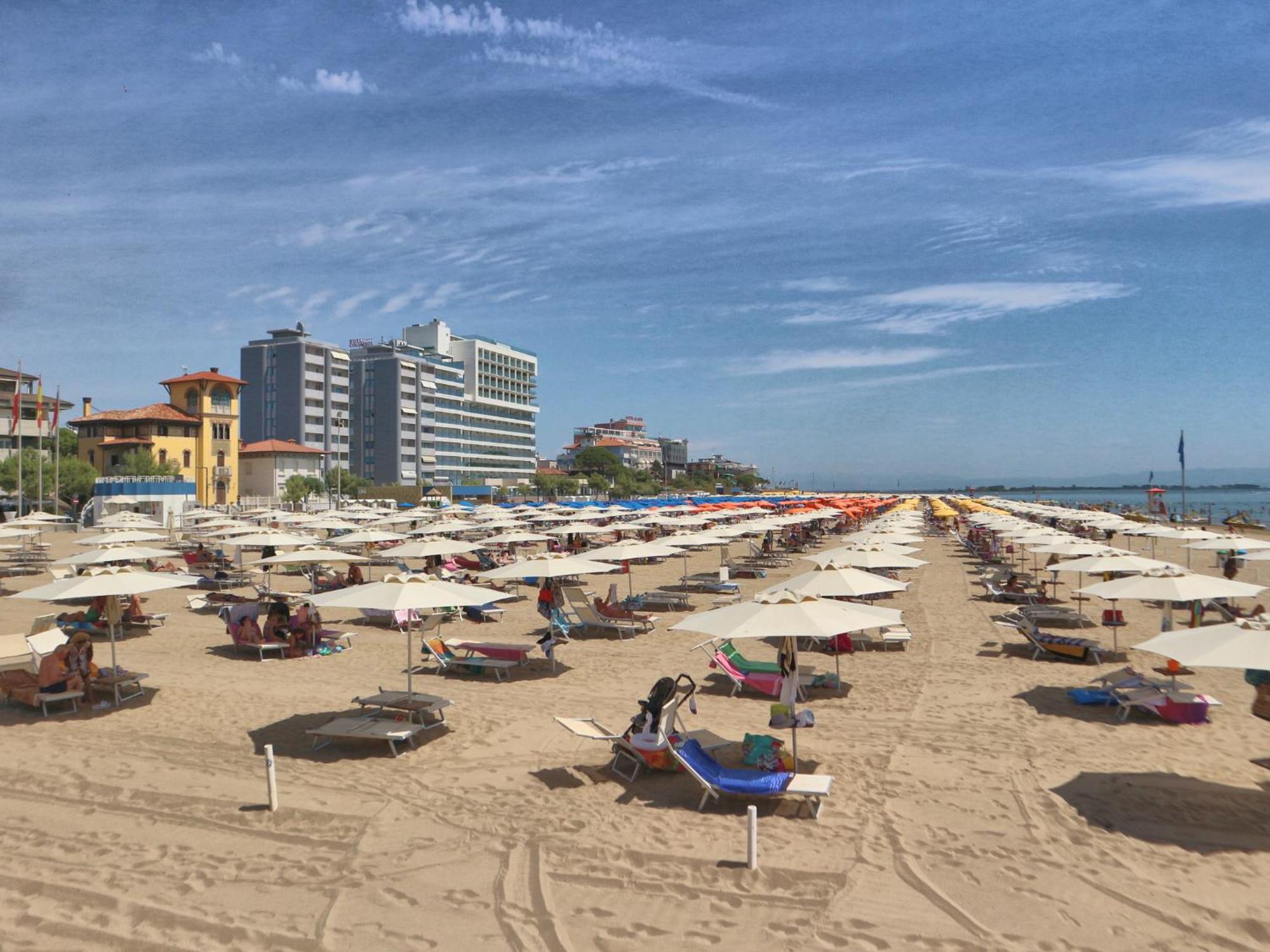 Elena Apartamento Lignano Sabbiadoro Exterior foto
