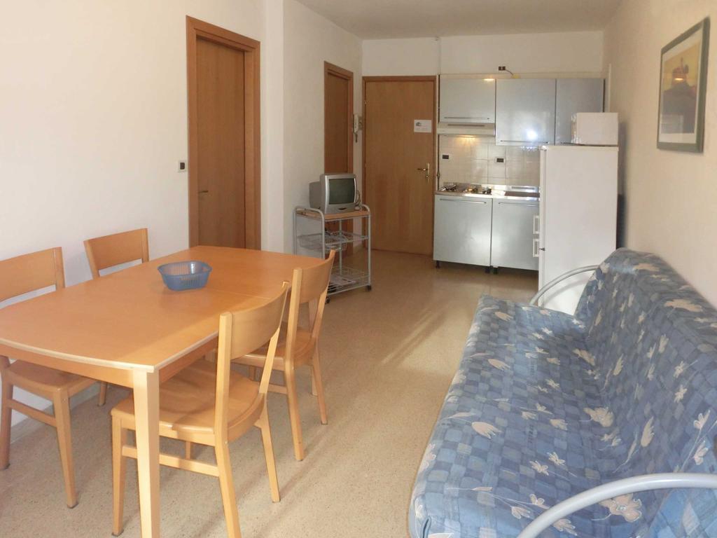 Elena Apartamento Lignano Sabbiadoro Exterior foto