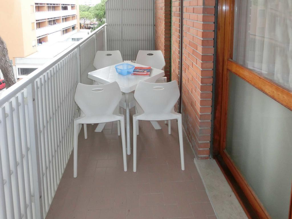 Elena Apartamento Lignano Sabbiadoro Exterior foto