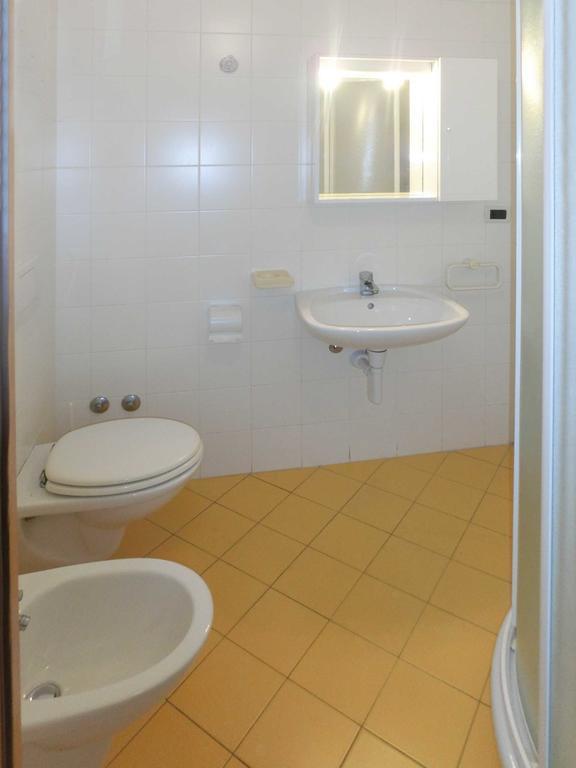 Elena Apartamento Lignano Sabbiadoro Exterior foto